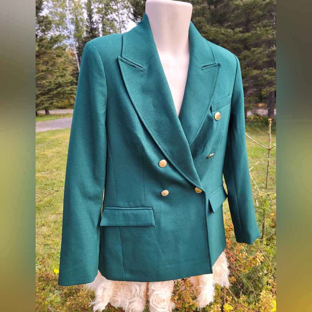 "Classic Blazer" Ricki's Emerald Jacket with Gold Accents